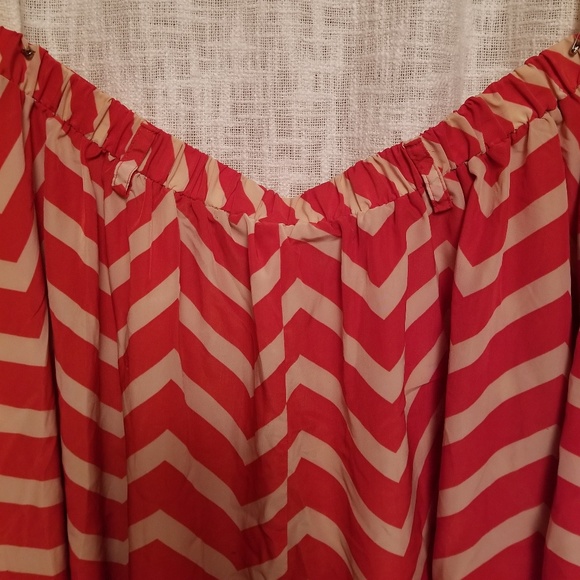 Flowy Fall Skirt w/Pockets. - Picture 2 of 6